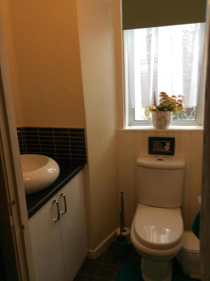 Ashgrove Bed And Breakfast Kirkcaldy Extérieur photo